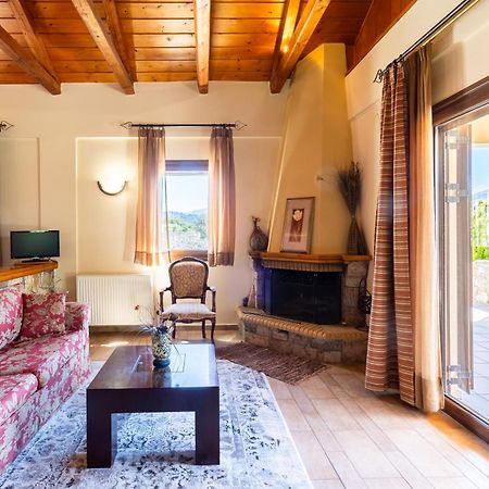 Pleiades Studios All Season Gems - Korinthos Stone Retreats Kalianoi ภายนอก รูปภาพ