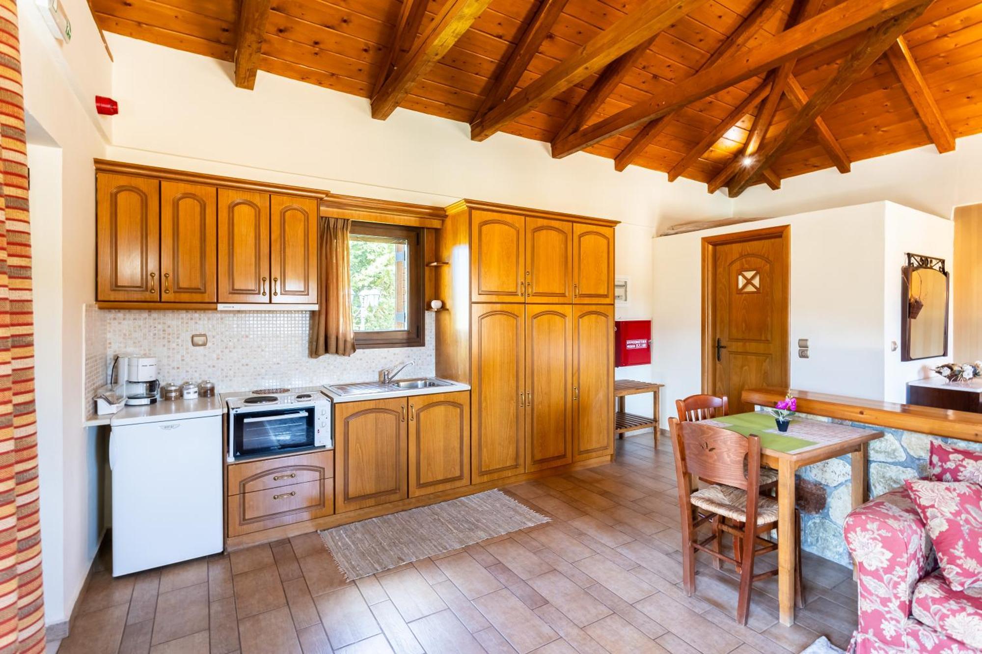 Pleiades Studios All Season Gems - Korinthos Stone Retreats Kalianoi ภายนอก รูปภาพ