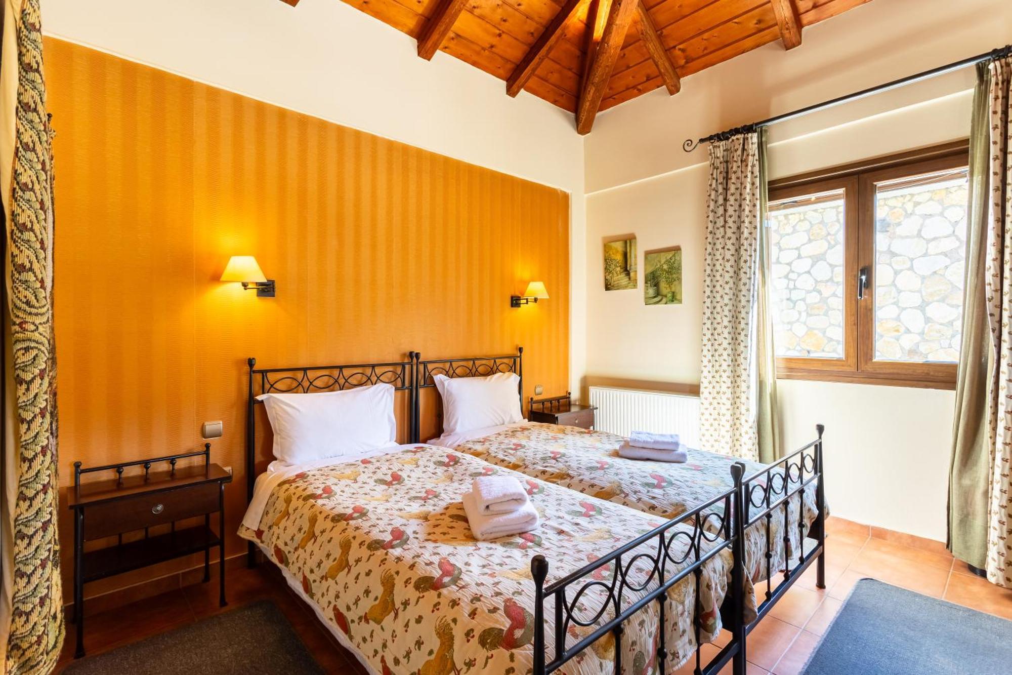 Pleiades Studios All Season Gems - Korinthos Stone Retreats Kalianoi ภายนอก รูปภาพ