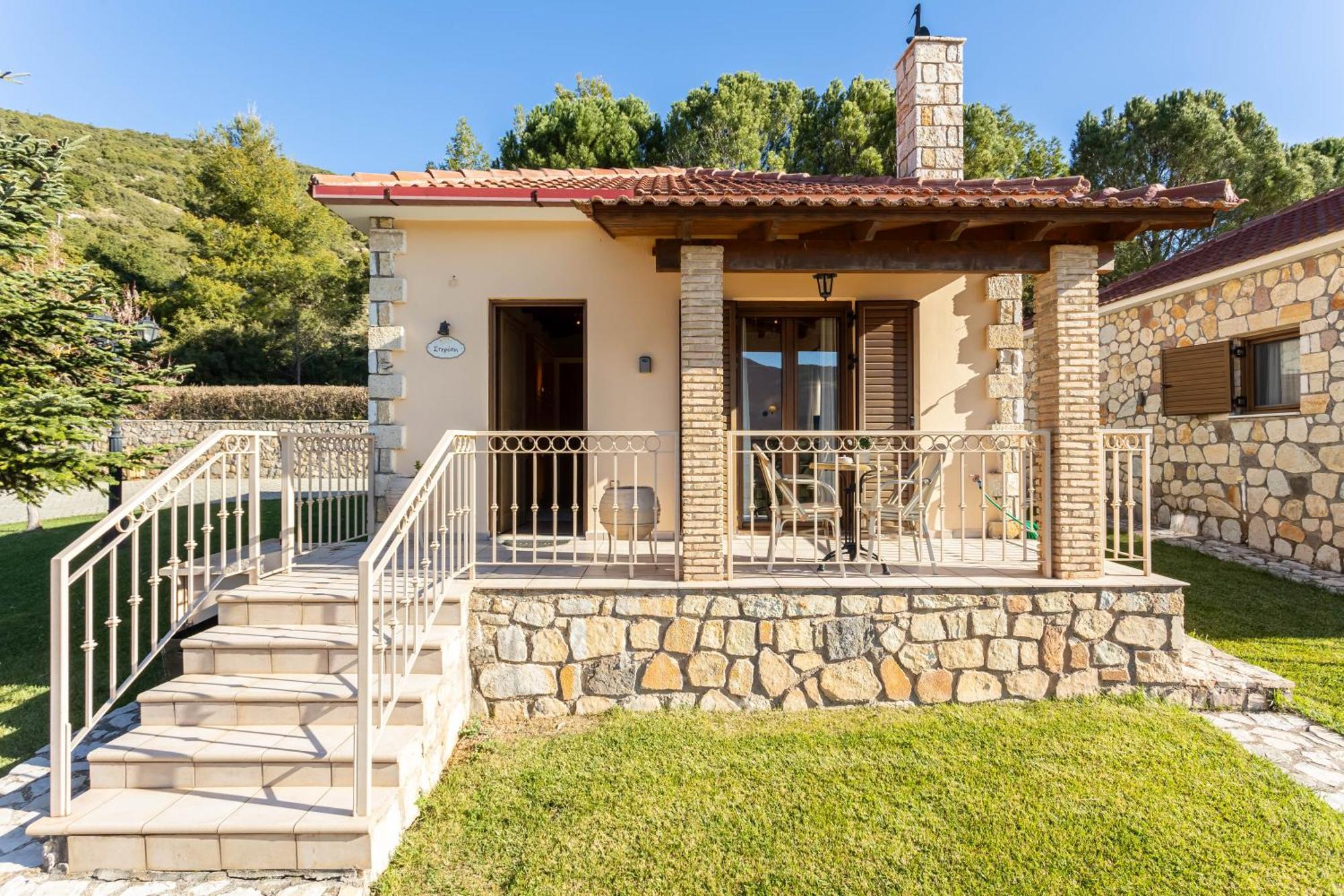 Pleiades Studios All Season Gems - Korinthos Stone Retreats Kalianoi ภายนอก รูปภาพ
